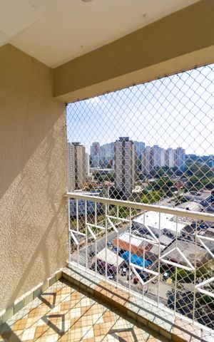 Apartamento para alugar com 135m², 3 quartos e 1 vaga Apartamento para alugar com 135m², 3 quartos e 1 vagaVaranda