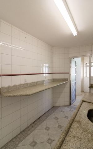 Apartamento para alugar com 135m², 3 quartos e 1 vaga Apartamento para alugar com 135m², 3 quartos e 1 vagaCozinha