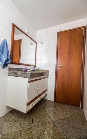 Apartamento à venda com 164m², 3 quartos e 2 vagasBanheiro Social