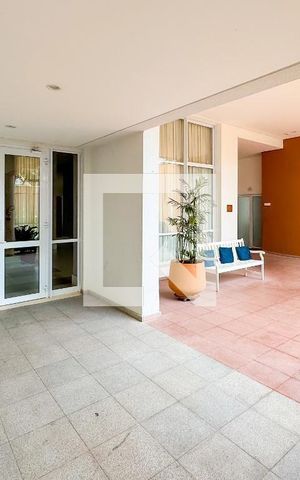 Apartamento à venda com 115m², 3 quartos e 2 vagas Apartamento à venda com 115m², 3 quartos e 2 vagasHall de entrada