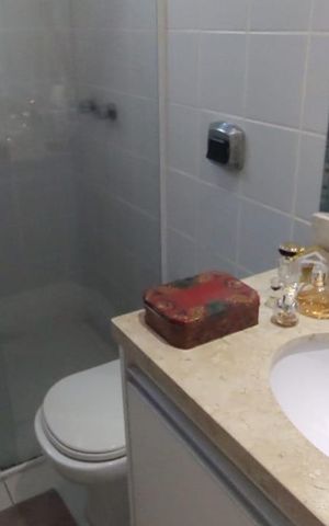 Apartamento à venda com 82m², 3 quartos e 2 vagas Apartamento à venda com 82m², 3 quartos e 2 vagasBanheiro 2