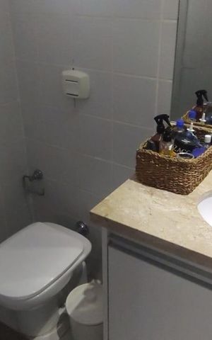 Apartamento à venda com 82m², 3 quartos e 2 vagas Apartamento à venda com 82m², 3 quartos e 2 vagasBanheiro 1