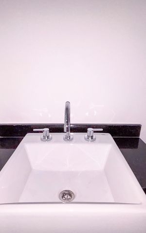 Studio à venda com 17m², 1 quarto e sem vaga Studio à venda com 17m², 1 quarto e sem vagaBanheiro