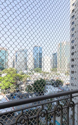 Apartamento à venda com 370m², 4 quartos e 5 vagas Apartamento à venda com 370m², 4 quartos e 5 vagasVaranda da Suíte 1
