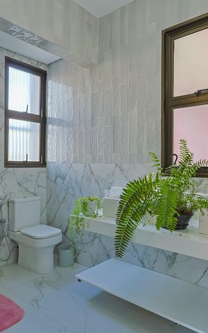 Apartamento à venda com 147m², 4 quartos e 2 vagas Apartamento à venda com 147m², 4 quartos e 2 vagasBanheiro da Suíte 2