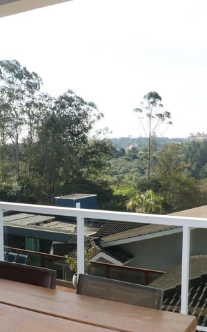 Casa de condomínio para alugar com 458m², 4 quartos e 4 vagasVaranda