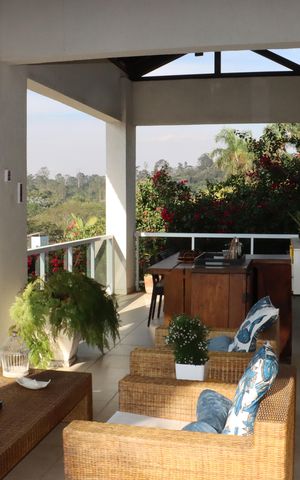 Casa de condomínio para alugar com 458m², 4 quartos e 4 vagasVaranda