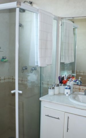 Casa de condomínio para alugar com 458m², 4 quartos e 4 vagasBanheiro da Suíte 3