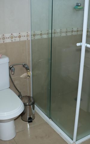 Casa de condomínio para alugar com 458m², 4 quartos e 4 vagasBanheiro da Suíte 3
