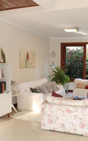 Casa de condomínio para alugar com 458m², 4 quartos e 4 vagasSala