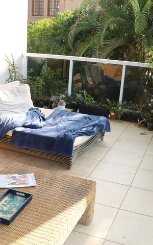 Casa de condomínio para alugar com 458m², 4 quartos e 4 vagasVaranda