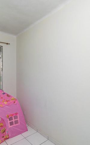 Casa à venda com 300m², 3 quartos e sem vaga Casa à venda com 300m², 3 quartos e sem vagaQuarto 3