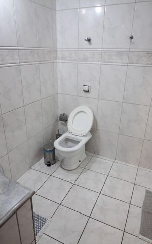 Casa à venda com 420m², 3 quartos e 3 vagasBanheiro