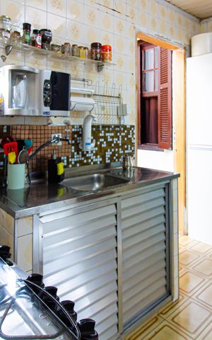 Casa à venda com 80m², 2 quartos e sem vaga Casa à venda com 80m², 2 quartos e sem vagaCozinha