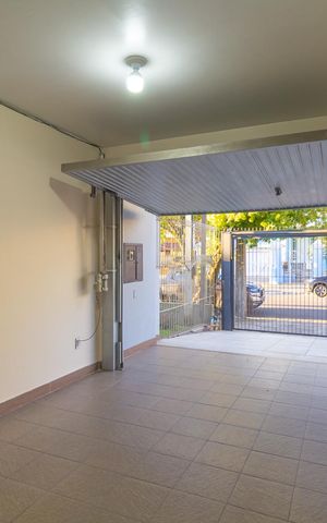 Casa para alugar com 350m², 6 quartos e 4 vagas Casa para alugar com 350m², 6 quartos e 4 vagasGaragem