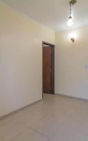 Casa para alugar com 350m², 6 quartos e 4 vagas Casa para alugar com 350m², 6 quartos e 4 vagasHall de entrada