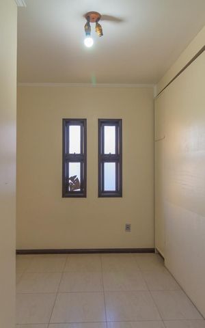 Casa para alugar com 350m², 6 quartos e 4 vagas Casa para alugar com 350m², 6 quartos e 4 vagasQuarto 3