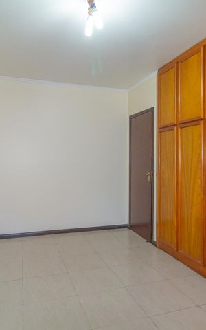 Casa para alugar com 350m², 6 quartos e 4 vagas Casa para alugar com 350m², 6 quartos e 4 vagasQuarto 1