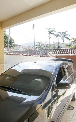 Casa à venda com 194m², 4 quartos e 2 vagasGaragem