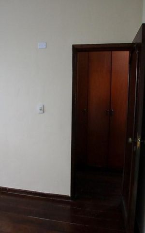 Casa à venda com 194m², 4 quartos e 2 vagasQuarto 1
