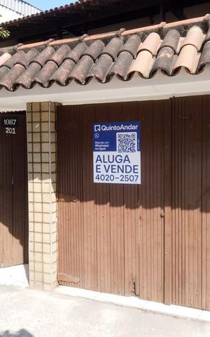 Casa à venda com 194m², 4 quartos e 2 vagasGaragem