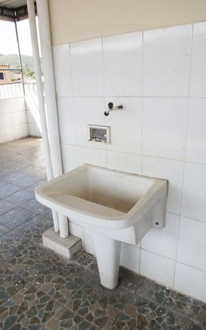 Casa à venda com 194m², 4 quartos e 2 vagasÁrea de Serviço