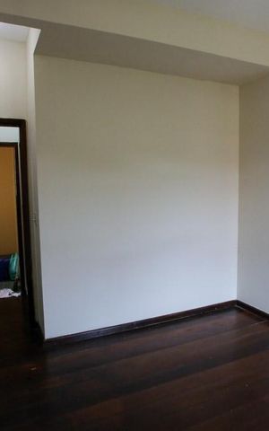 Casa à venda com 194m², 4 quartos e 2 vagasQuarto Suíte 1