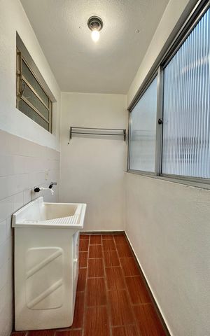 Apartamento à venda com 58m², 2 quartos e 1 vaga Apartamento à venda com 58m², 2 quartos e 1 vagaÁrea de Serviço