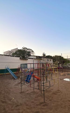 Apartamento à venda com 58m², 2 quartos e 1 vaga Apartamento à venda com 58m², 2 quartos e 1 vagaÁrea comum - Playground