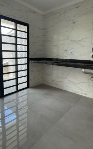 Casa para alugar com 134m², 2 quartos e 4 vagasCozinha 