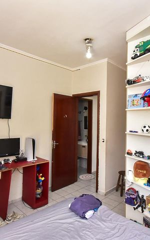 Casa para alugar com 462m², 4 quartos e 8 vagasQuarto 2