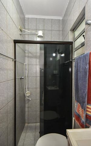 Casa para alugar com 462m², 4 quartos e 8 vagasBanheiro 2