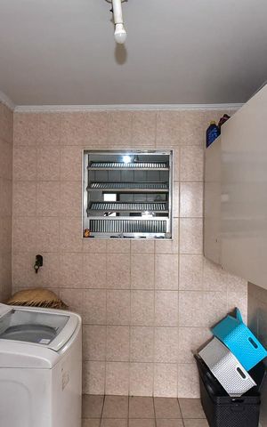 Casa para alugar com 462m², 4 quartos e 8 vagasÁrea de Serviço