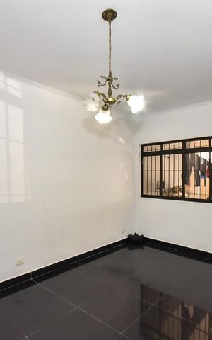 Casa para alugar com 462m², 4 quartos e 8 vagasSala
