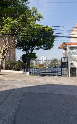 Apartamento à venda com 55m², 2 quartos e 1 vagaFachada
