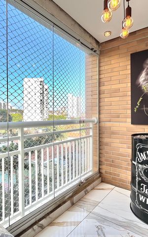 Apartamento à venda com 56m², 2 quartos e 1 vaga Apartamento à venda com 56m², 2 quartos e 1 vagaVaranda