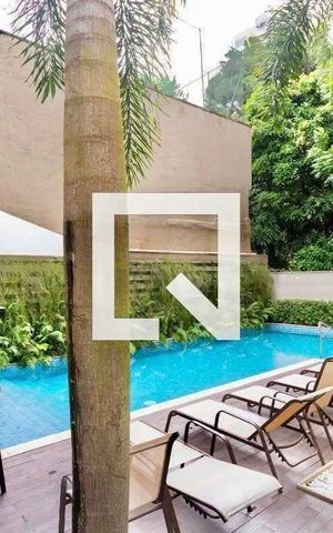 Apartamento à venda com 56m², 2 quartos e 1 vaga Apartamento à venda com 56m², 2 quartos e 1 vagaÁrea comum - Piscina