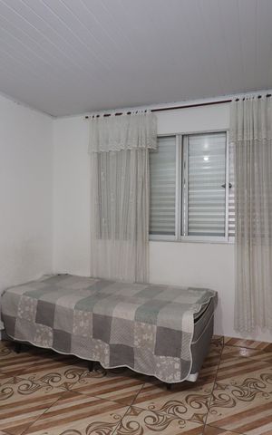 Casa à venda com 100m², 2 quartos e 1 vagaCasa 1 - Quarto