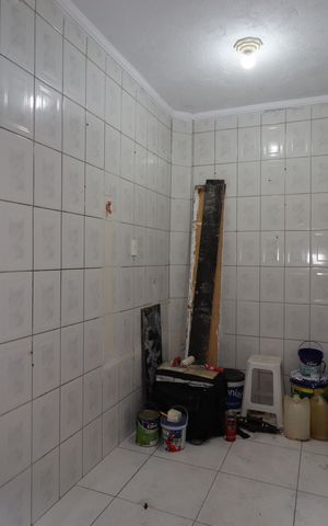 Casa à venda com 100m², 2 quartos e 1 vagaCasa 1 - Área de Serviço