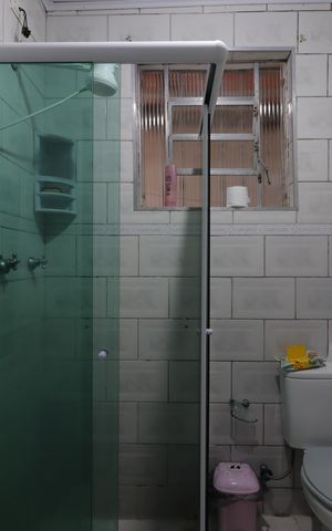 Casa à venda com 100m², 2 quartos e 1 vagaCasa 1 - Banheiro Social