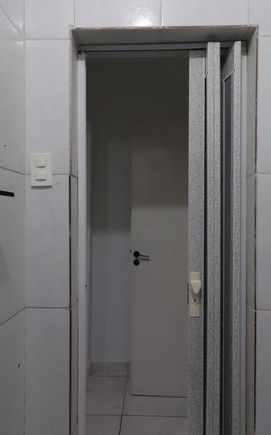 Casa à venda com 100m², 2 quartos e 1 vagaCasa 1 - Banheiro da Suíte