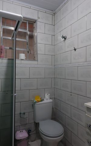 Casa à venda com 100m², 2 quartos e 1 vagaCasa 1 - Banheiro Social