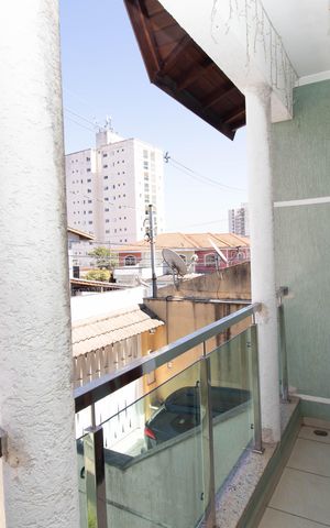 Casa à venda com 150m², 3 quartos e 3 vagas Casa à venda com 150m², 3 quartos e 3 vagasVaranda da Suíte