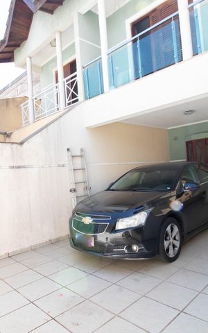 Casa à venda com 150m², 3 quartos e 3 vagas Casa à venda com 150m², 3 quartos e 3 vagasGagarem