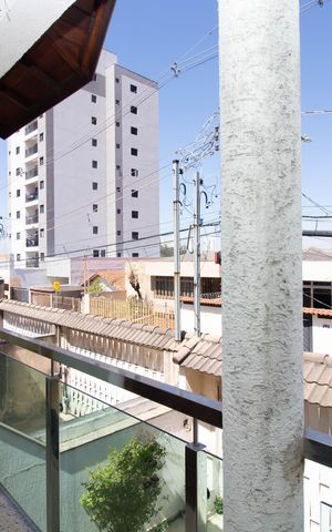 Casa à venda com 150m², 3 quartos e 3 vagas Casa à venda com 150m², 3 quartos e 3 vagasVaranda da Suíte