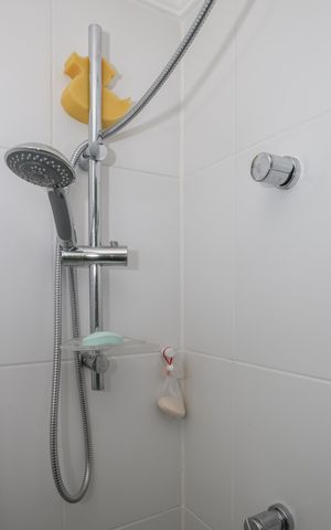 Apartamento à venda com 76m², 2 quartos e 2 vagas Apartamento à venda com 76m², 2 quartos e 2 vagasBanheiro Social