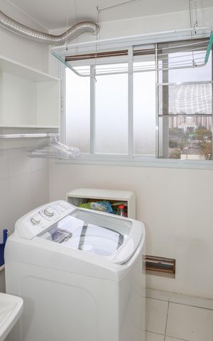 Apartamento à venda com 76m², 2 quartos e 2 vagas Apartamento à venda com 76m², 2 quartos e 2 vagasÁrea de Serviço