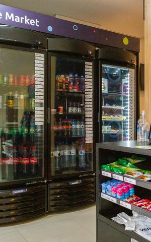 Apartamento à venda com 76m², 2 quartos e 2 vagas Apartamento à venda com 76m², 2 quartos e 2 vagasÁrea comum