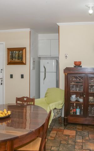 Apartamento à venda com 76m², 2 quartos e 2 vagas Apartamento à venda com 76m², 2 quartos e 2 vagasSala