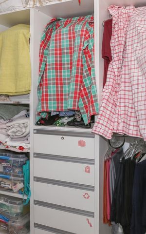 Apartamento à venda com 76m², 2 quartos e 2 vagas Apartamento à venda com 76m², 2 quartos e 2 vagasCloset